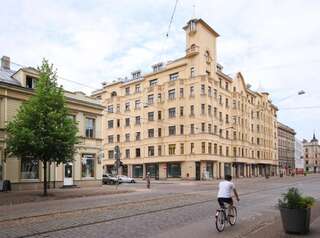 Апартаменты Modern apartment in historic Riga Рига Апартаменты с 2 спальнями-25